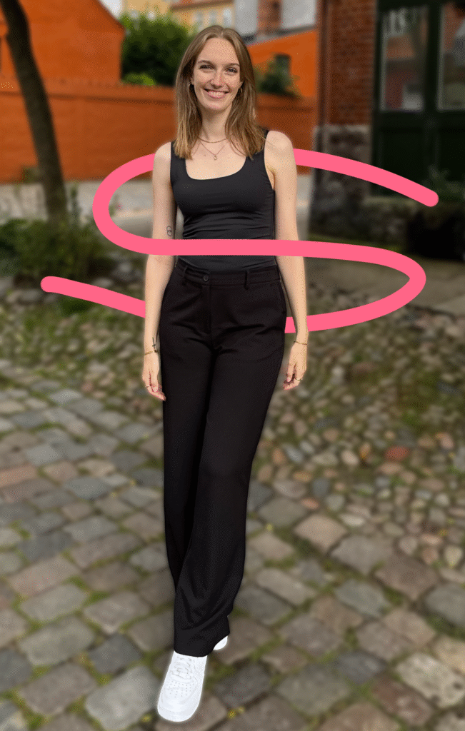 Billede af mig med grafisk bølge og blur